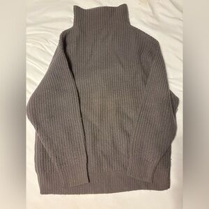 Aritzia knitted turtleneck sweater